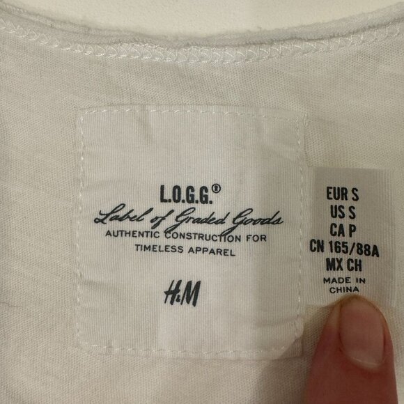 H & M - Ethnic Beaded Sleeveless Tank Top in White and Blue - Picture 5 of 8